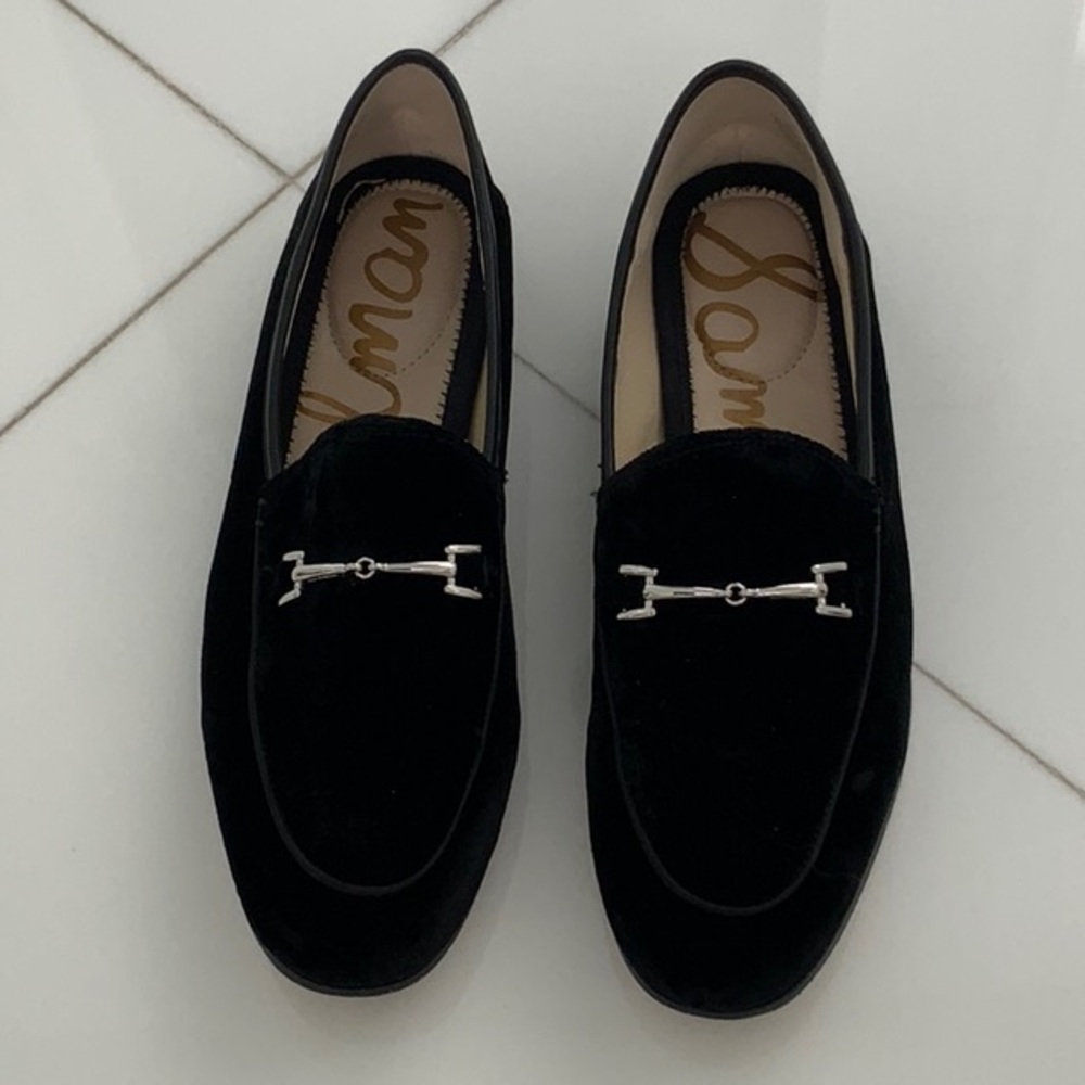 Beautiful sam Edelman Lorraine velvet loafer in very good condition
